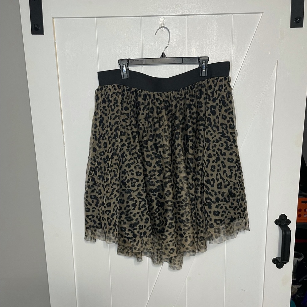 Torrid plus size Cheetah print skirt size 2 (18-20)